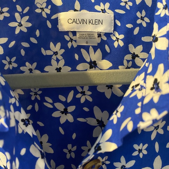 Calvin Klein Flirty Blue Daisy Dress SIZE 6 - Picture 3 of 8